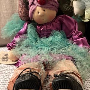 Very rare vintage dolls- little souls- by Gretchen Wilson - 2 dolls-